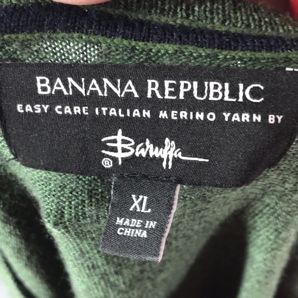 Banana Republic Men's V-Neck Merino Wool Dark green Sweater Size XL - Picture 2 of 6